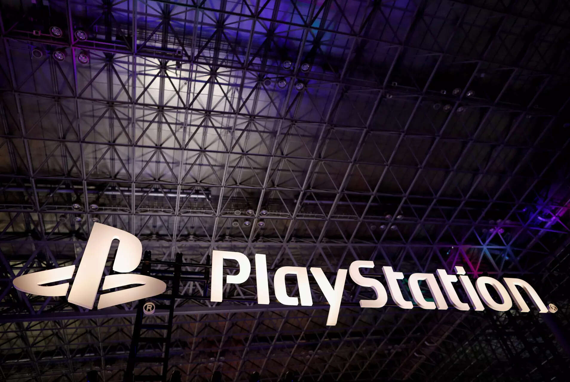 Sony to lay off 900 PlayStation employees, shut London studio