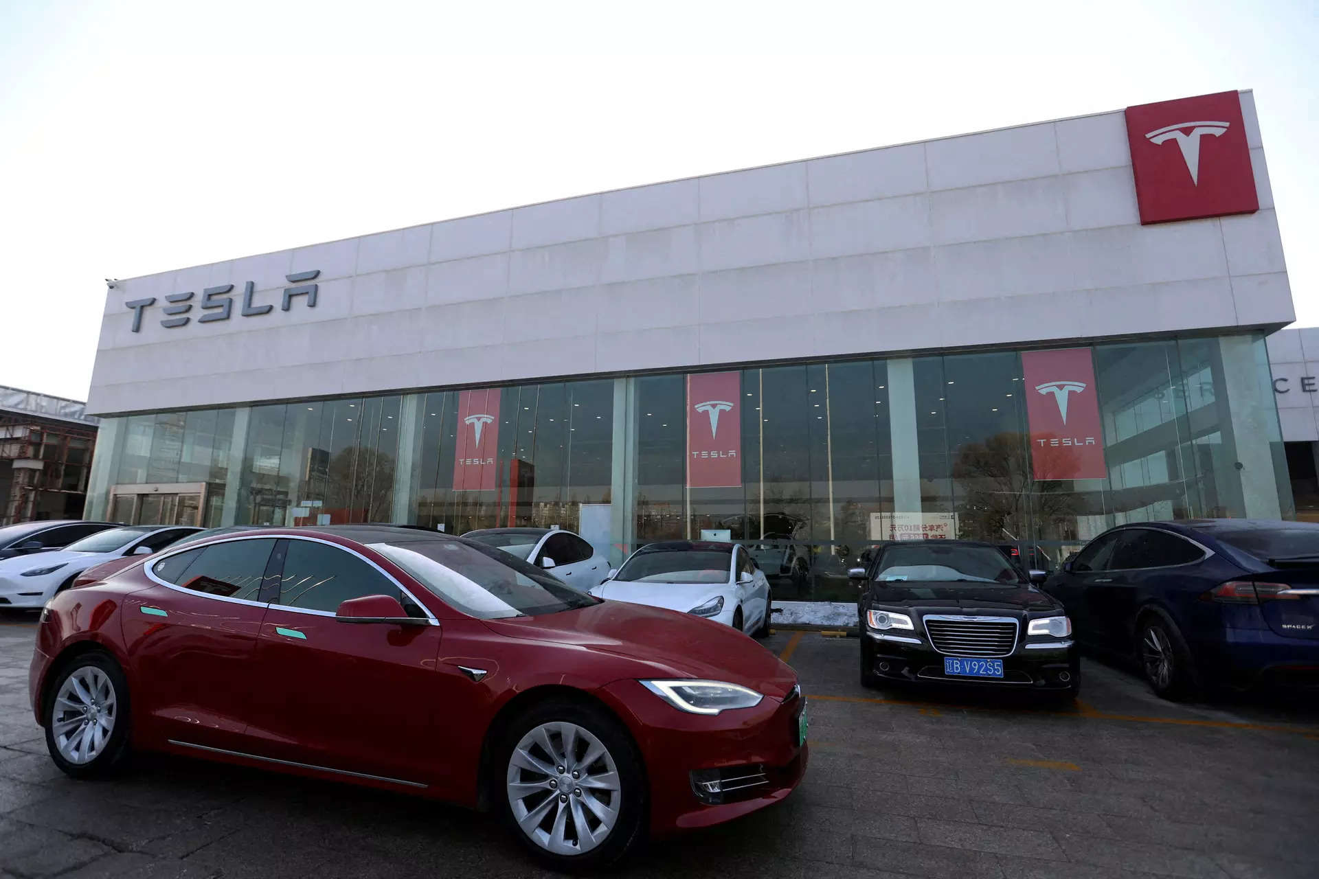<p>Tesla sold 60,365 China-made vehicles in Feb, down 19% from a year earlier and the lowest volume since Dec'22, according to data from the China Passenger Car Association.</p>