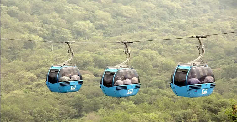 <p>An allocation of ₹126.58 crore has been approved for the development, operation, and maintenance of a ropeway from SDA parking (near Zabarwan Park) to Shankaracharya temple.</p>