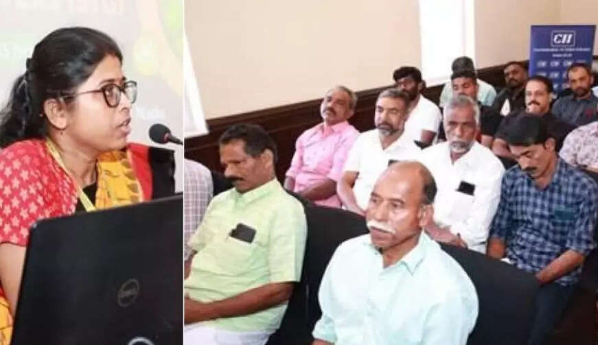 <p>Inoshi Sharma, Executive Director, FSSAI, speaks at the interactive session for the small tea growers in Coonoor, Tamil Nadu.</p>