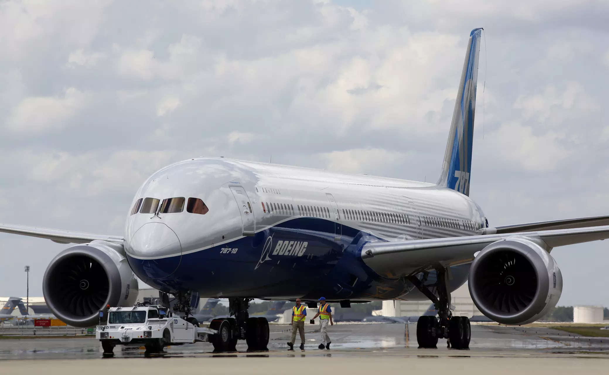 Boeing tells airlines to check 787 flight deck seat switches - ET ...