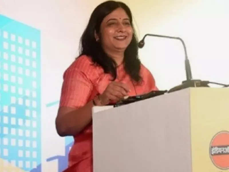 <p>Rashmi Govil, Director (HR), IndianOil</p>