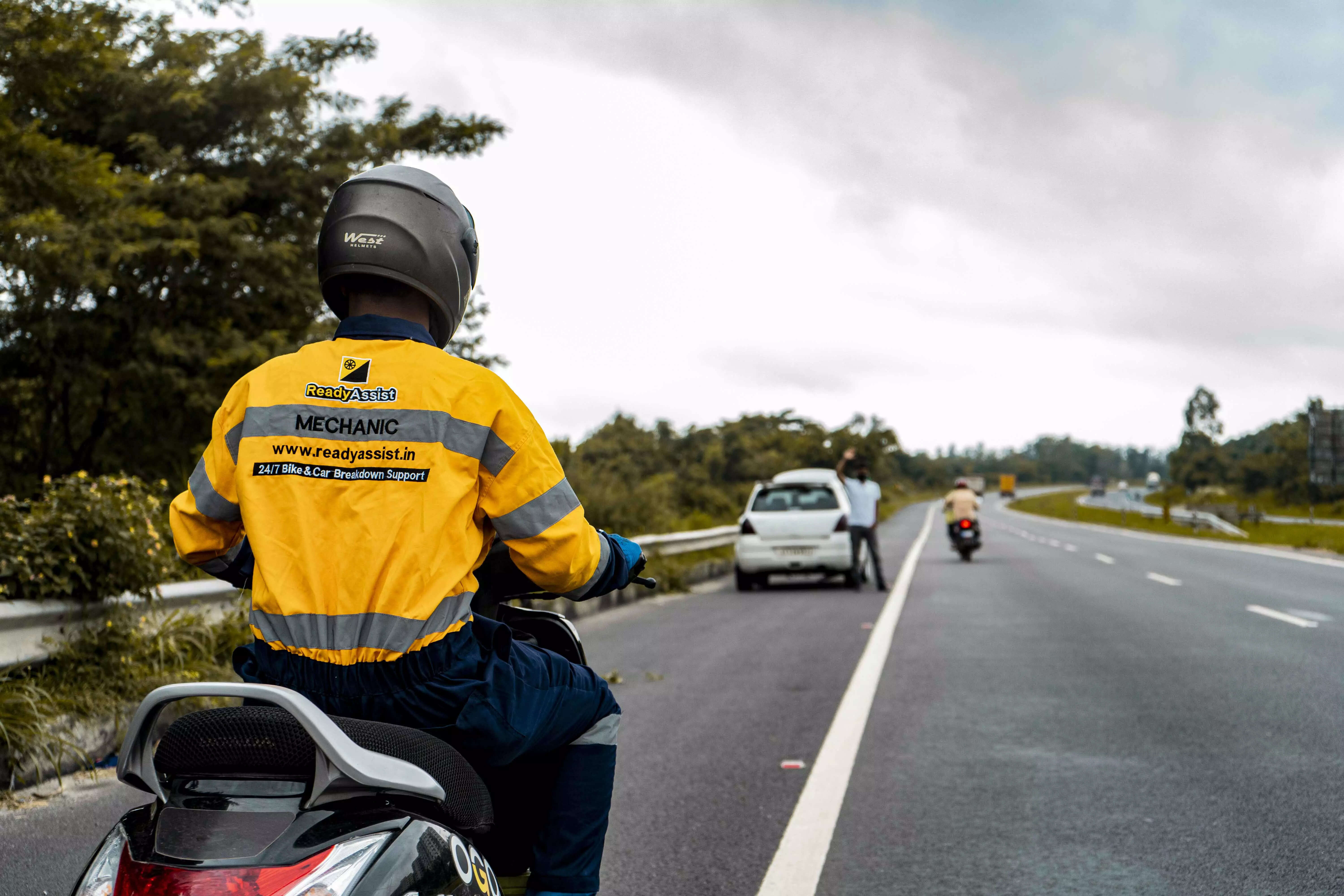 <p>ReadyAssist's proprietary technology platform offers a seamless and real-time interface through their app, simplifying the process of requesting assistance.</p>