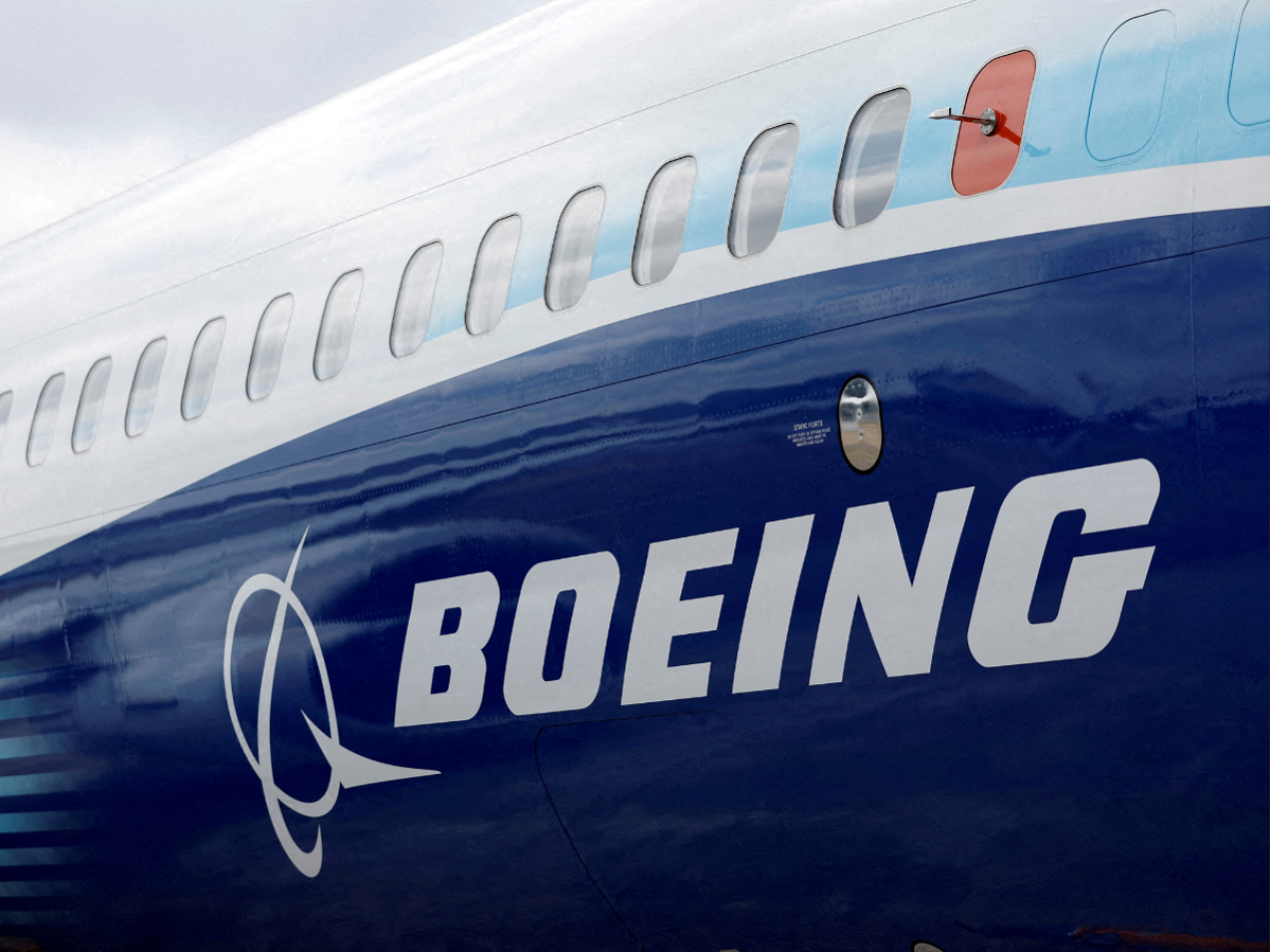 Airbus wins orders for 65 jets from two of Boeing's major Asian customers