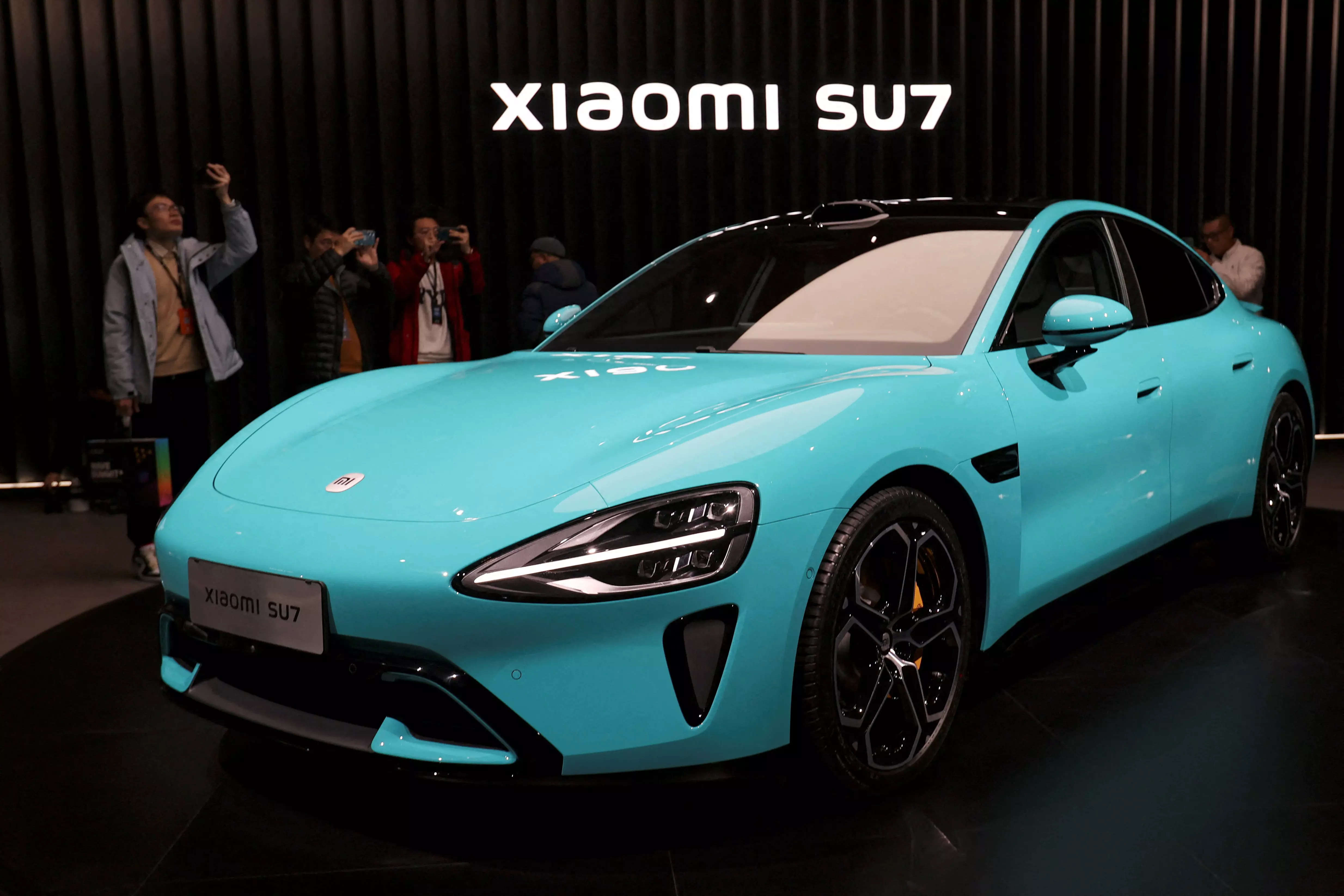 <p>The SU7 will come in two versions - one with a driving range of up to 668km (415 miles) on a single charge and another with a range of up to 800km. By comparison, Tesla's Model S has a range of up to 650km.</p>