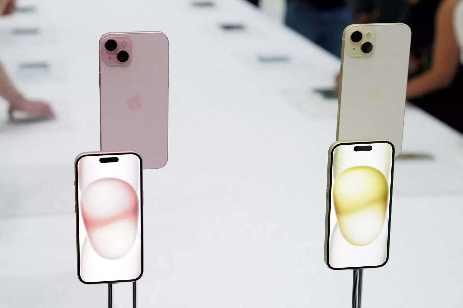 Apple: Has China lost its taste for the iPhone?, Telecom News, ET Telecom