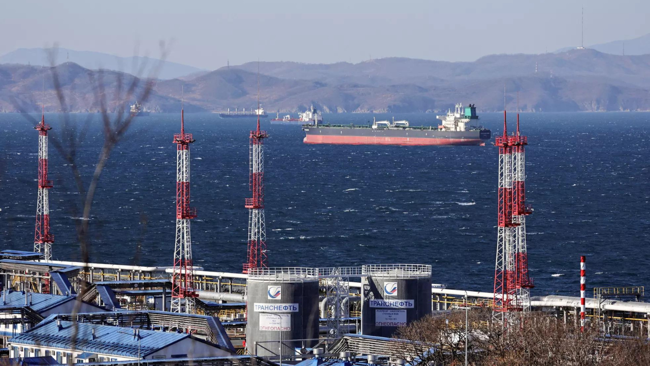 <p>India was the top buyer of Russian oil last year after other groups retreated from purchases following Western sanctions on Moscow for its invasion on Ukraine in February 2022.</p>