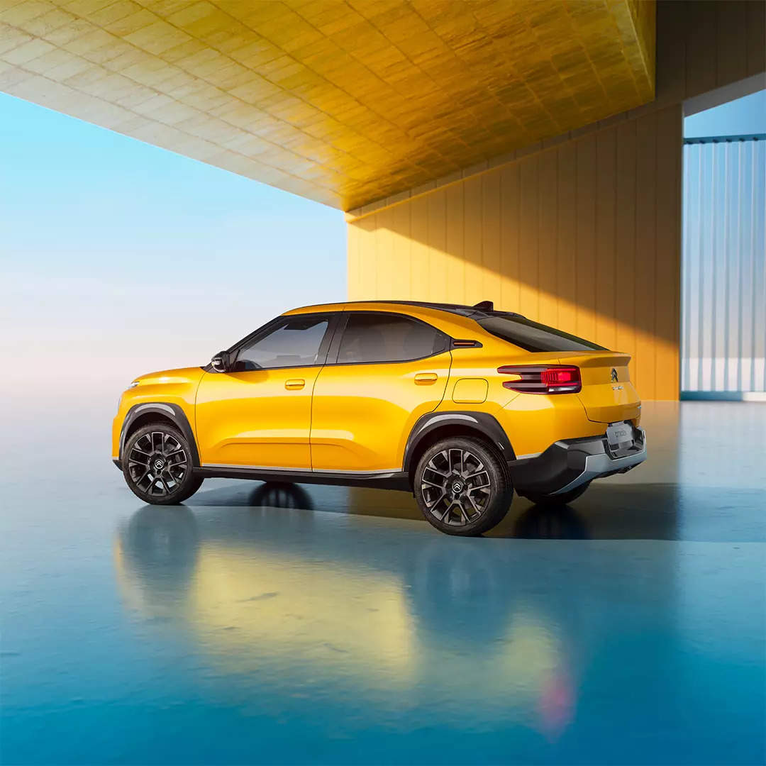 <p>It combines the fluidity and dynamism of a Coupé, the advantages and robustness of an elevated SUV, and the balance and space onboard of a 5-door saloon.</p>