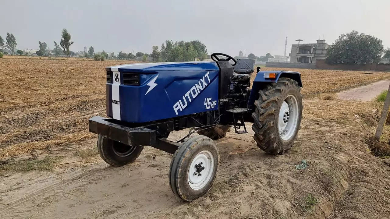 <p>AutoNxt is set to launch India's first e-tractor with self-driving options, designed for commercial use in various sectors later this year.</p>