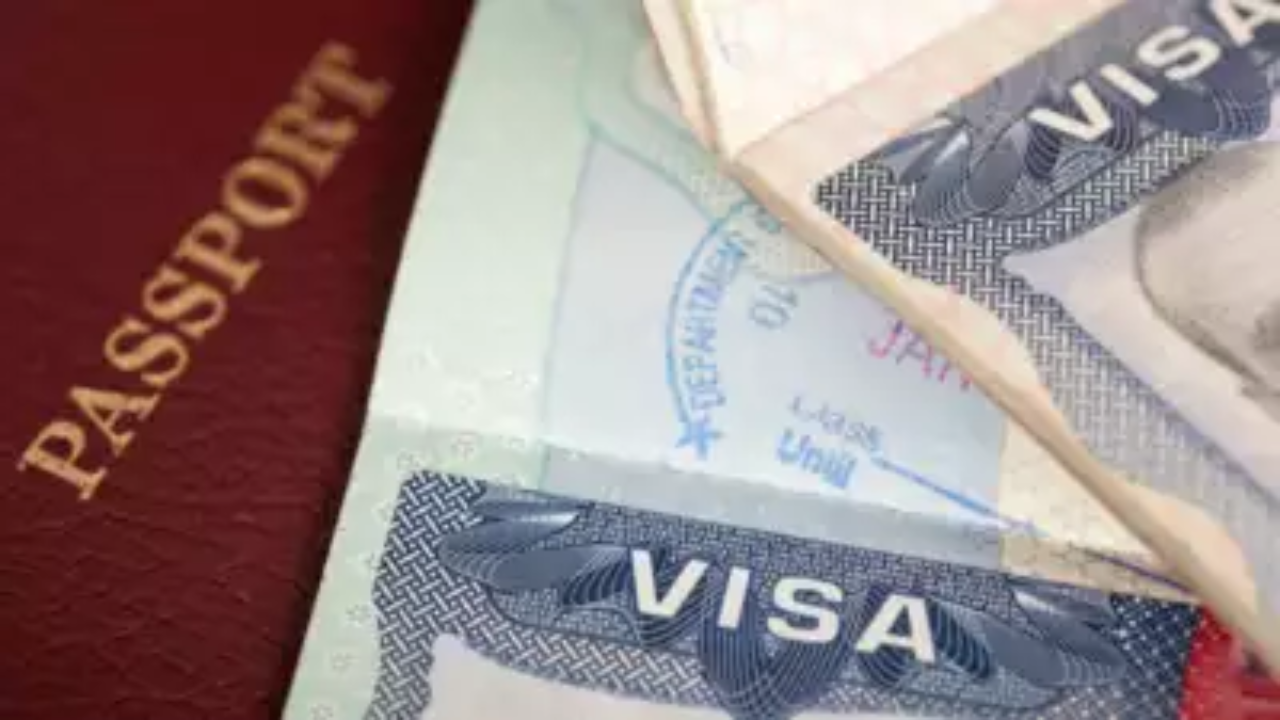 New Zealand tightens visa rules amid near record migration