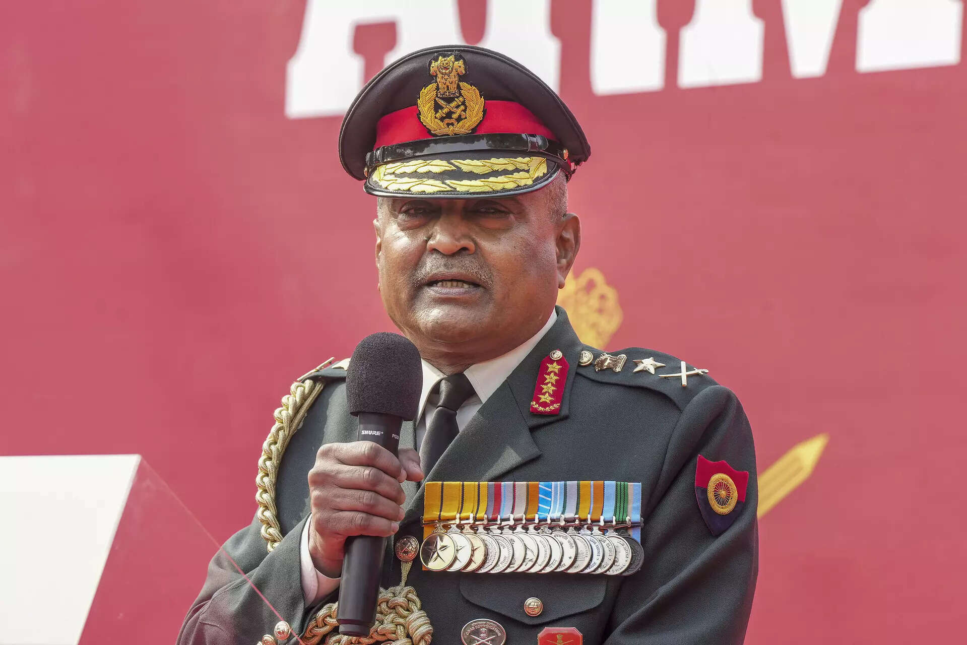 <p>Army chief Gen Manoj Pande </p>