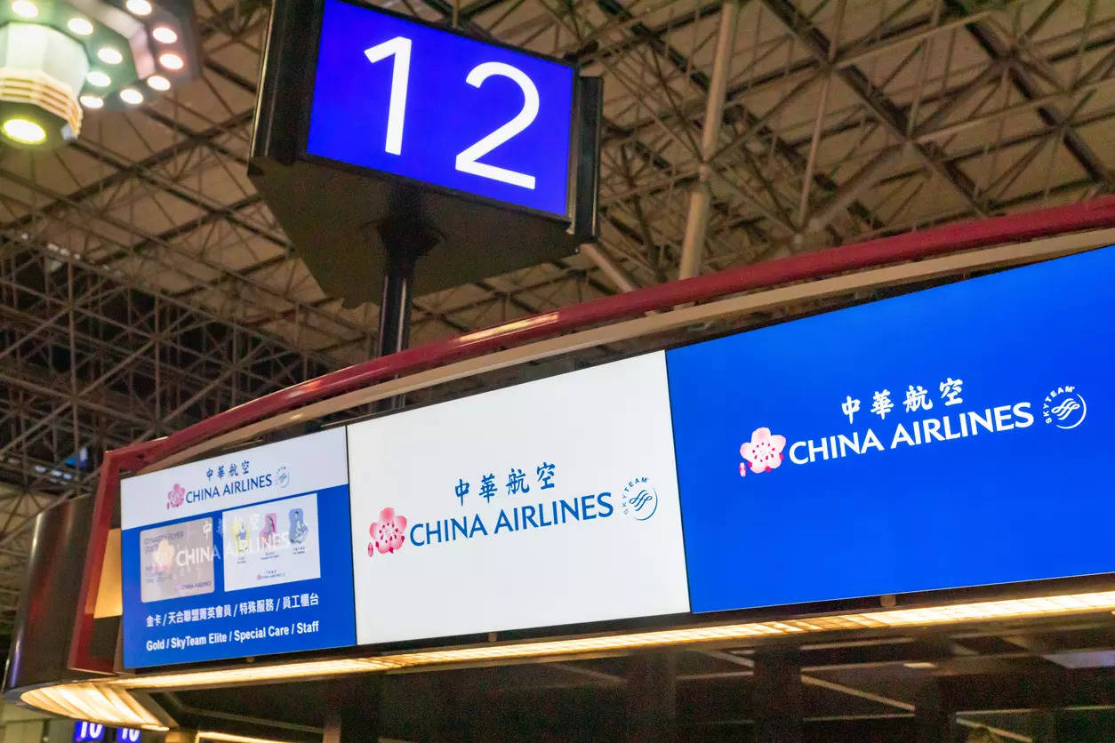 China opens new air routes near Taiwanese islands