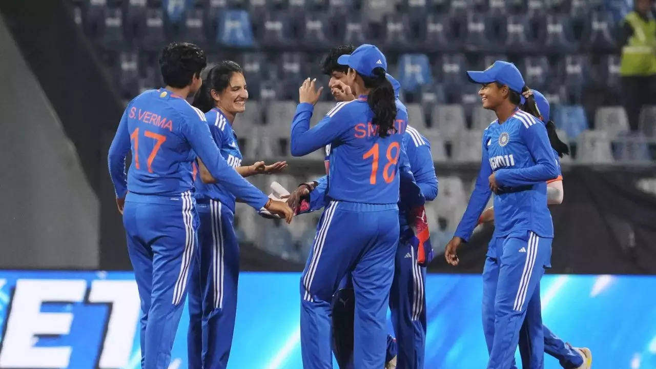 <p>Indian Women Cricket team (representational)</p>