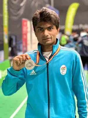 <p>IAS officer Suhas Lalinakere Yathiraj won silver medal in Spanish Para Badminton International in Toledo, Spain.</p>