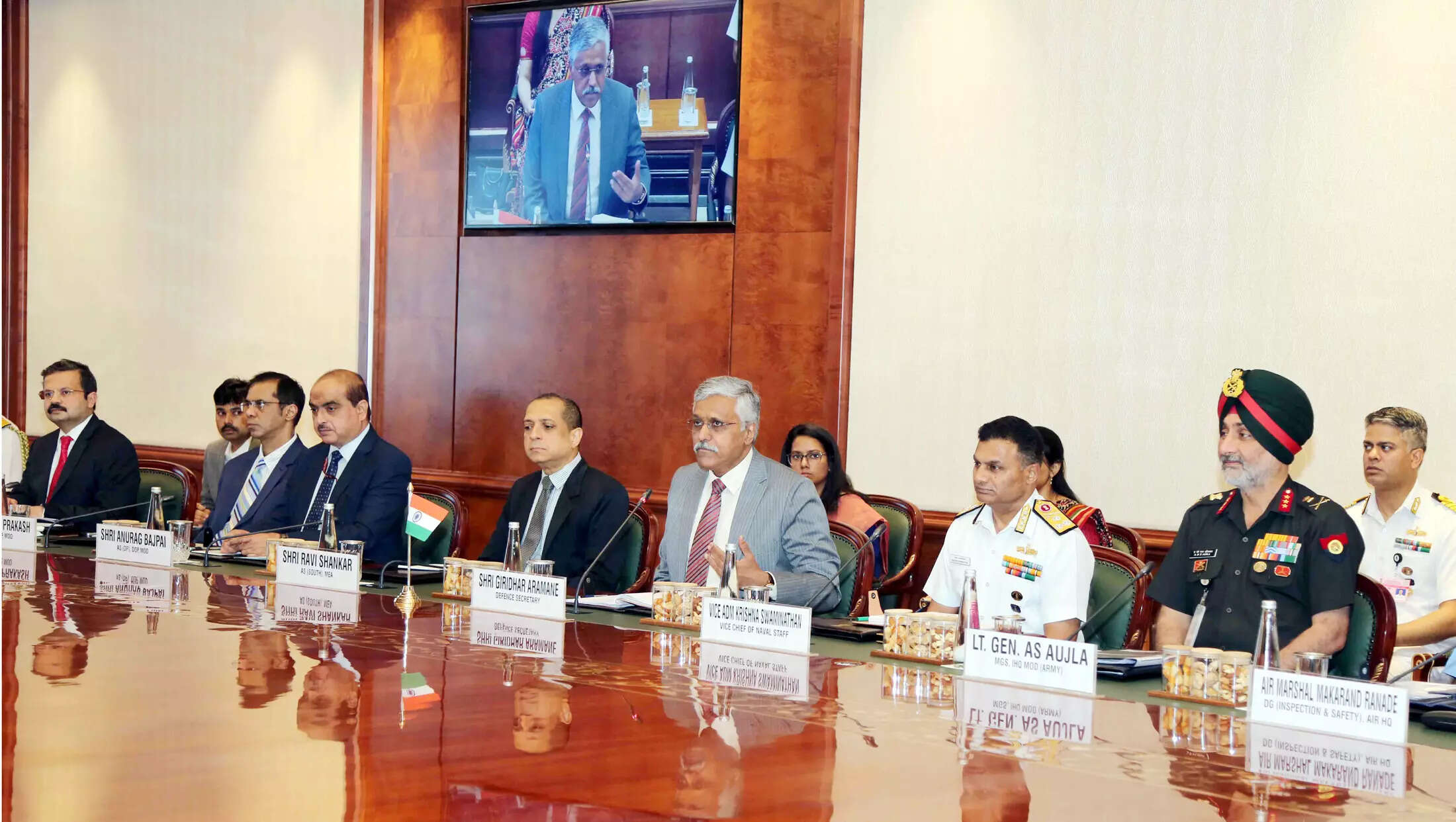 <p>Defence Secretary Giridhar Aramane and Secretary General of the Ministry of Defence, Indonesia, Air Marshal Donny Ermawan Taufanto, MDS co-chaired the 7th India-Indonesia Joint Defence Cooperation Committee (JDCC) meeting in New Delhi on Friday. </p>