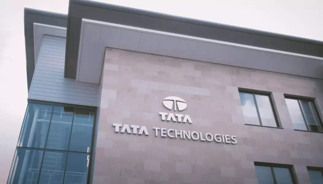 <p>Q4 FY24: Total operating revenue in Q4 FY24 was up 0.9% QoQ to INR1301 crore. In USD terms, total operating revenues were up 1.2% QoQ to USD 156.6 million. </p>