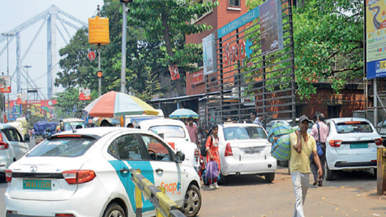 <p>“Before the Metro line was opened, I would earn INR 2,000 a day. These days I sometimes make INR 800 a day. On some days, there is no passenger,” said Vivek Jaiswal, a cab driver.</p>