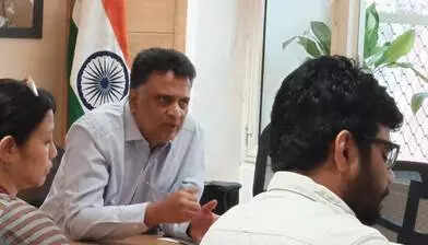 <p>Secretary, Department of Higher Education, K. Sanjay Murthy launches the ‘Capacity Building on Design and Entrepreneurship (CBDE)’ program through virtual mode on Tuesday<span class
