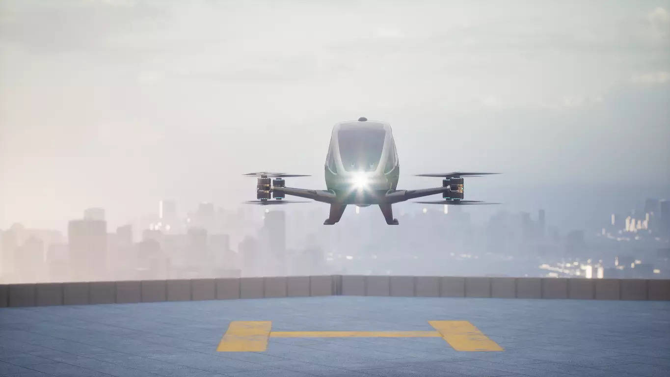 <p>The highlight of the event was the debut flight of a passenger-carrying drone, marking a historic moment as the first-ever eVTOL flying event in Al Ain City.</p>