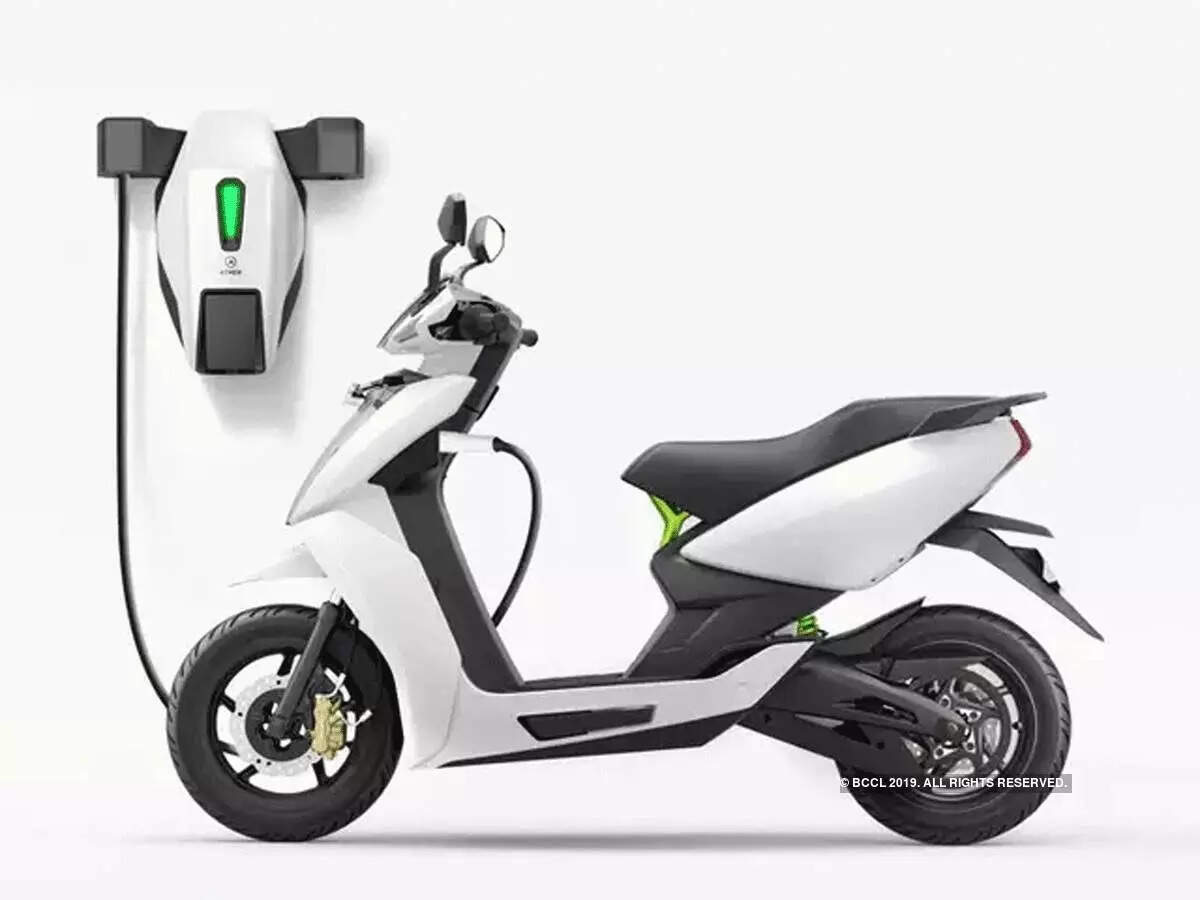 <p>The electric two-wheeler (E2W) segment led the charge, selling 1,009,356 units. </p>