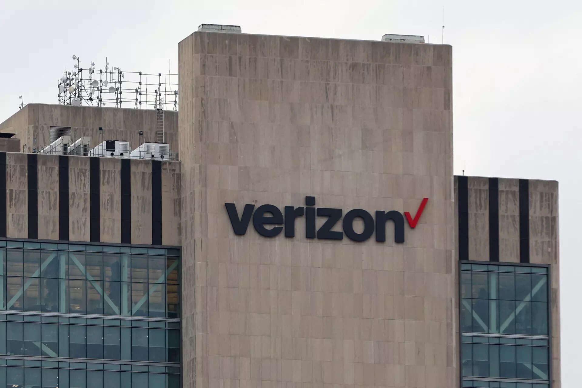 Verizon uses GenAI to improve customer loyalty, Telecom News, ET ...