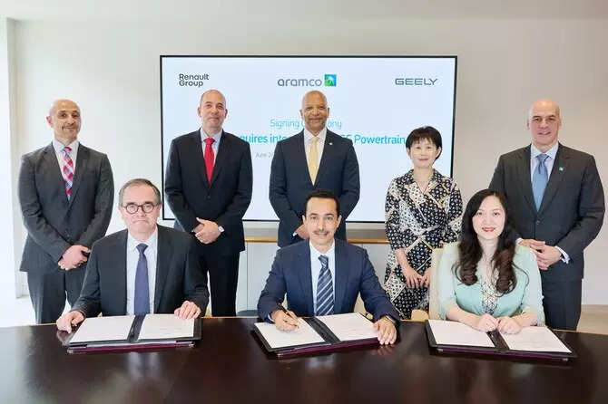 <p>Renault CEO Luca de Meo described the deal in a statement as creating a "dream team" that would "reinvent" the future of combustion-engine and hybrid technologies.</p>