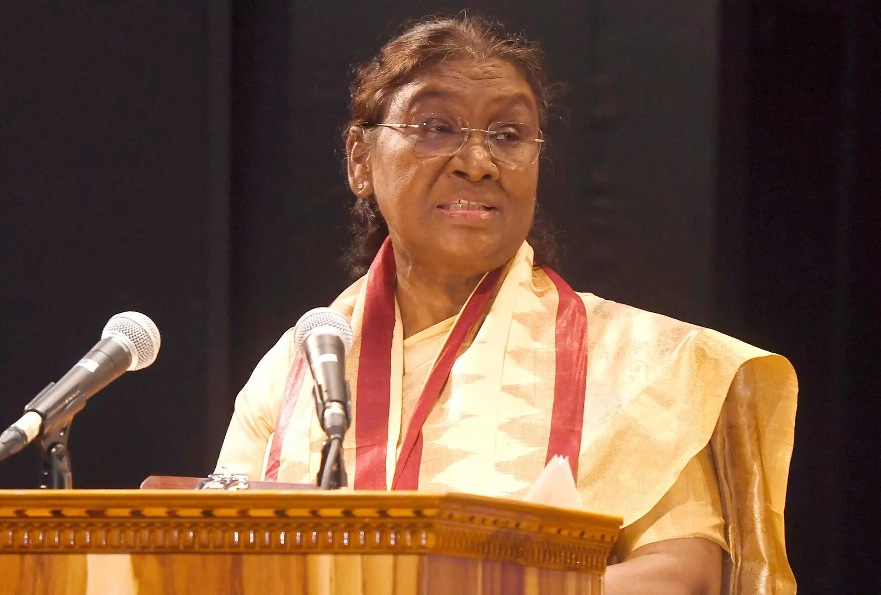 <p>President of India Droupadi Murmu addresses the 13th Graduation Ceremony of the National Institute of Science Education and Research (NISER) in Bhubaneswar on Tuesday.</p>
