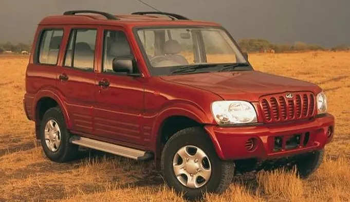 <p>Mahindra Scorpio (Source- GoMechanic)</p>