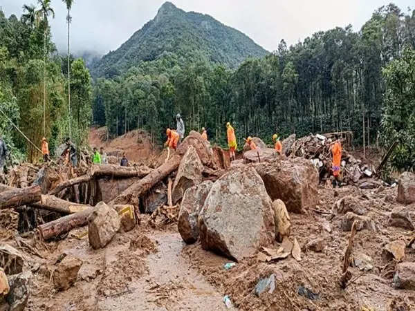 

<p>राज्य सरकार ने सीएमडीआरएफ में योगदान के लिए अपने कर्मचारियों के वेतन कटौती पर विस्तृत दिशा-निर्देश जारी किए हैं।</p>
<p>“/><figcaption class=