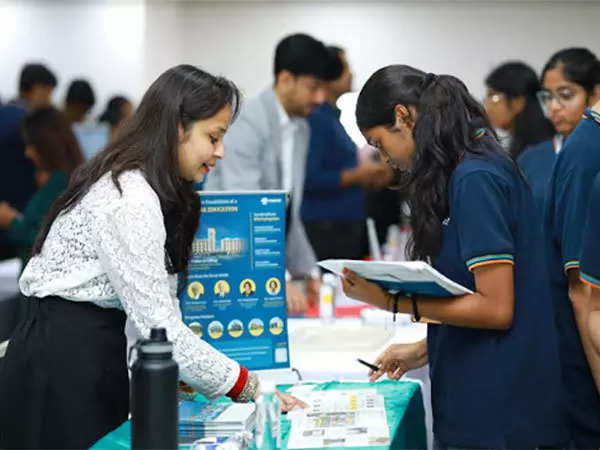 <p>Aspirants throng a global education fair in Hyderabad where over 100 universities showcased their offerings recently. </p>