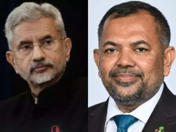 <p>Maldives FM Moosa Zameer thanks Indian counterpart Jaishankar for USD 50 million budget support</p>