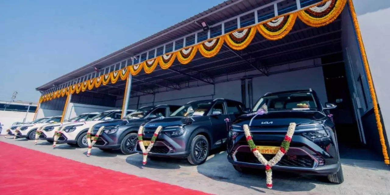 <p> Over the years, festive marketing has become a critical component of the automotive sales strategy in India, and OEMs are now capitalising on the cultural significance of festivals.</p>