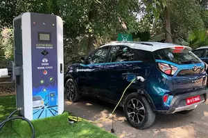 <p>The number of EVs on the road in India will achieve a high growth, increasing 51 % in 2025.</p>