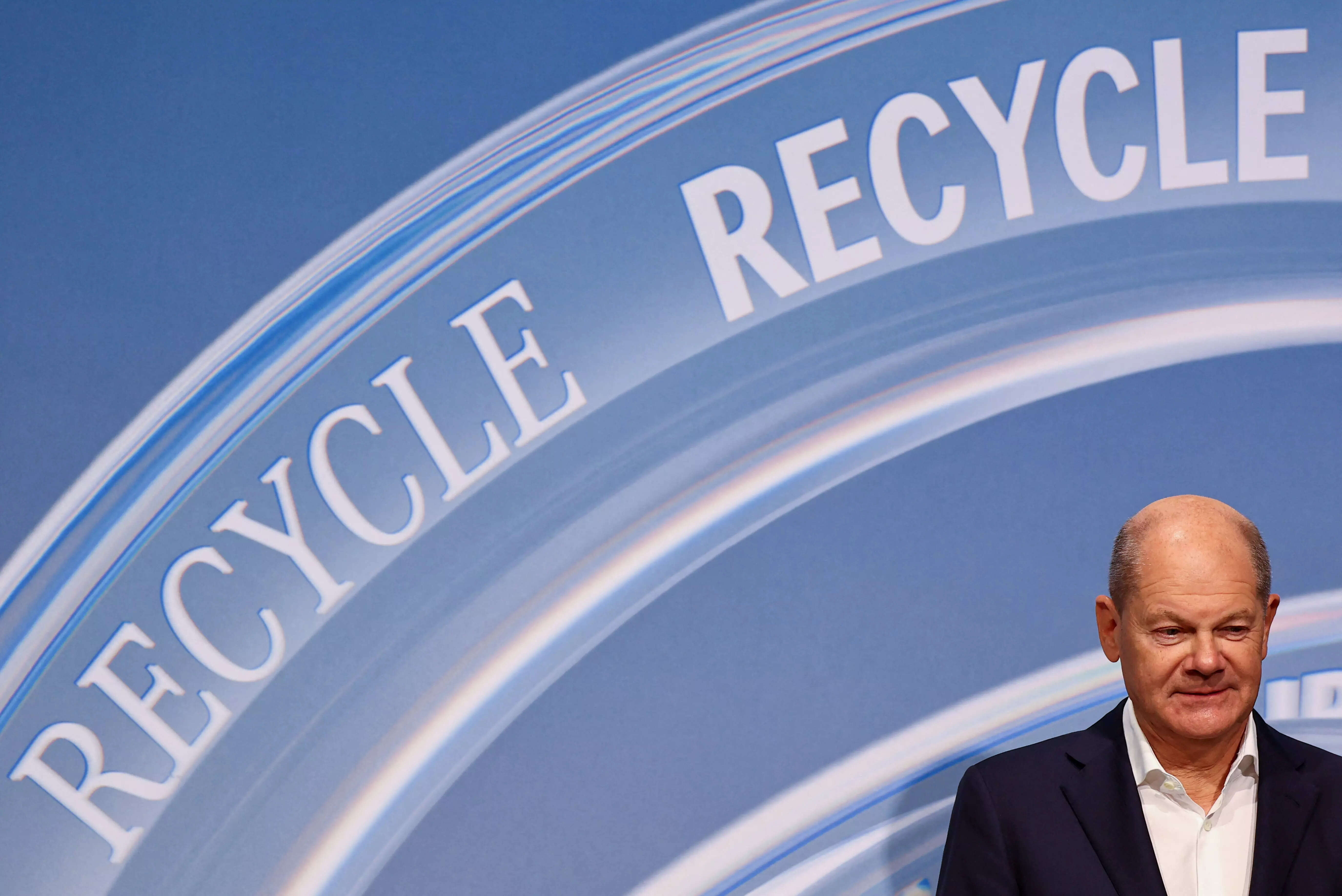 <p>Chancellor Olaf Scholz</p><p><i><svg viewBox=""><path></path></svg></i></p><p><i><svg viewBox=""><path></path><path></path></svg></i></p>