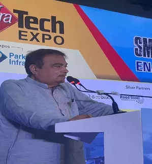 <p>Road safety cannot be achieved without integrating advanced engineering solutions, enforcement of laws, and the adoption of cutting-edge technologies like artificial intelligence (AI), Union Minister of Road Transport and Highways, Nitin Gadkari, said on Thursday.</p>