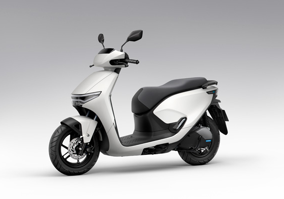 <p>Honda positions 2024 as the inaugural year for the global expansion of its electric two-wheelers, marking the beginning of a full-scale entry into the electric motorcycle market. </p>