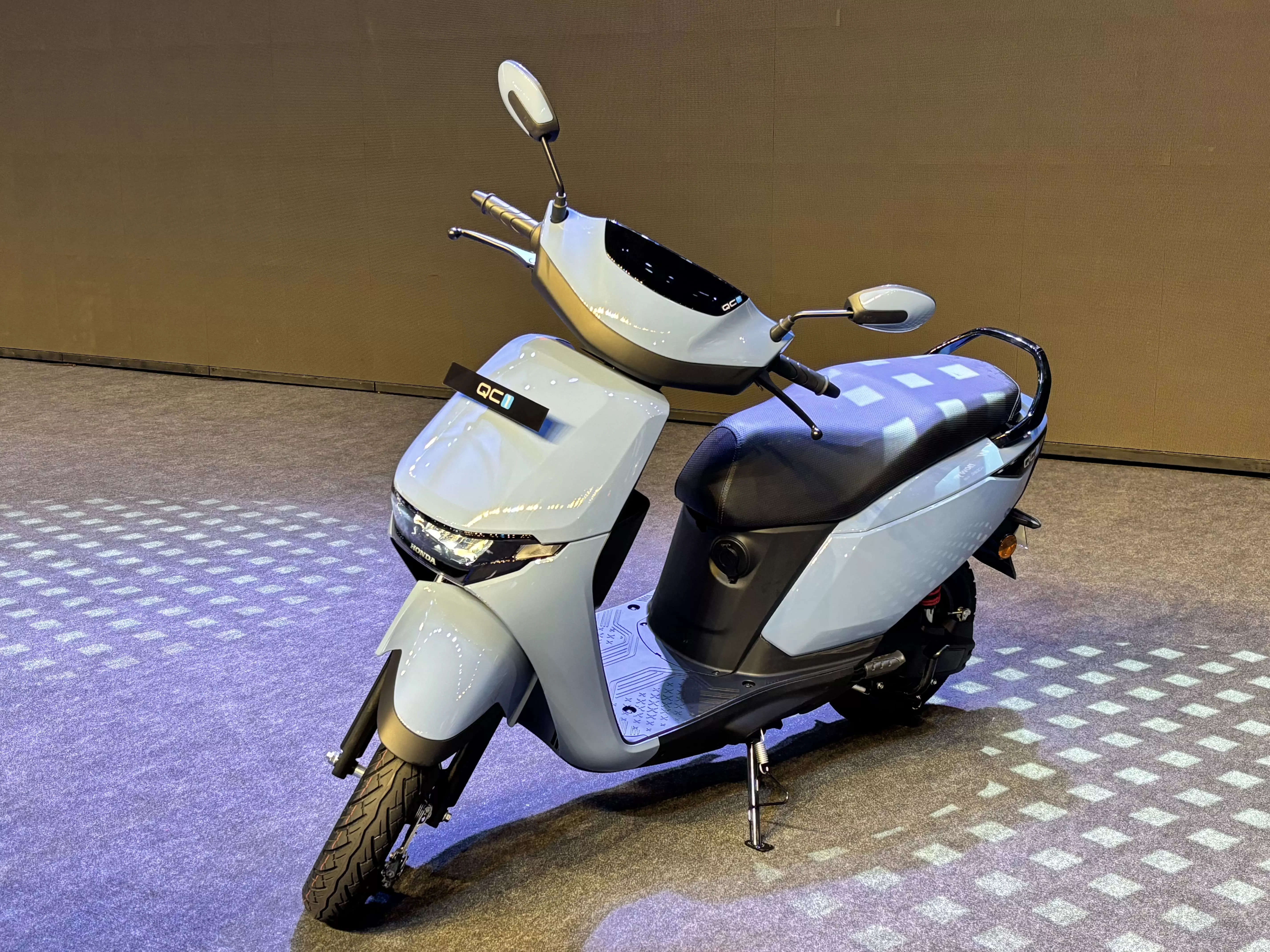 <p>Honda QC1 electric scooter</p>