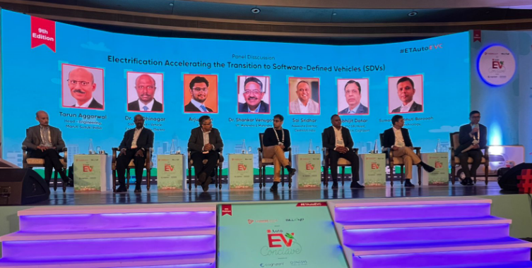 <p>The conclave emphasised the importance of software in defining the future of mobility, particularly in EVs, where innovation and sustainability are shaping the industry's evolution.</p>