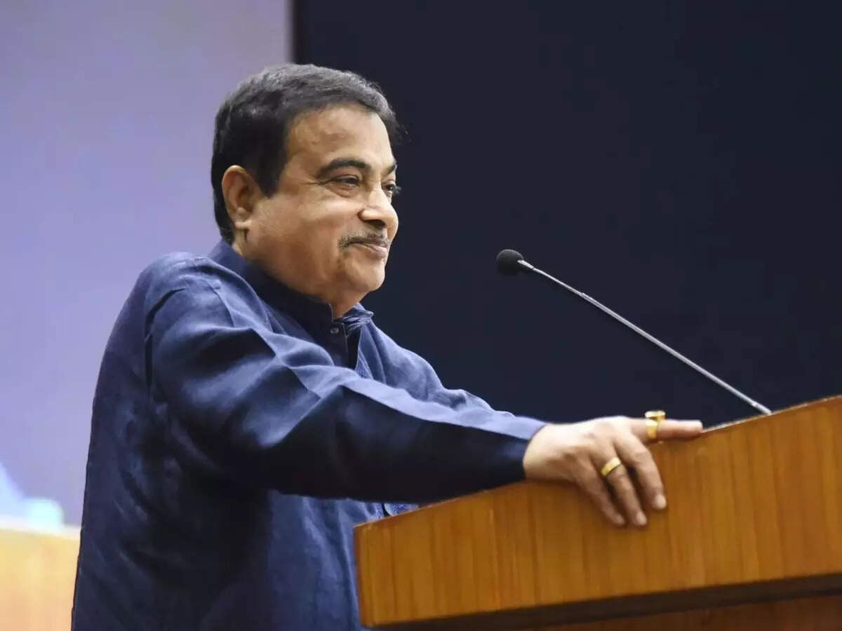 <p>According to the Union minister, India has the second largest road network with 63 lakh kilometres of thoroughfares.</p>