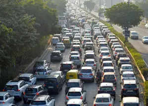 

<p>New Delhi, Dec 18 (IANS) The improvement in India’s economic growth after the slowdown in the July-September quarter is visible as movement indicators such as fuel consumption, vehicle tolls and air traffic have increased, Jefferies said in a note on Wednesday.</p>
<p>“/><figcaption class=