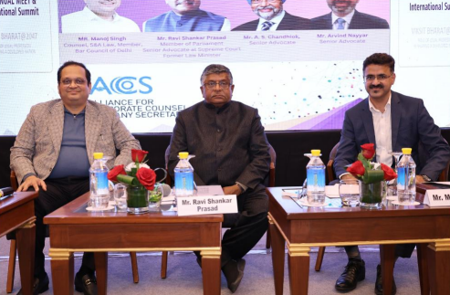 <p>Valedictory session (L-R) Mano Kumar Singh, Special Guest, Ravi Shankar Prasad (Chief Guest), Parvesh Kheterpal, Founder ACoS, General Counsel, Ampyr Energy</p>