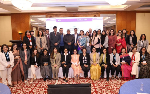 <p>Group photo with all Women felicitated as Women in Law</p>