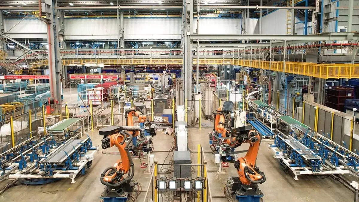 India's manufacturing sector's contribution to GVA will surge to 21 per  cent by 2032 from 14 pc now: Report, ET Manufacturing
