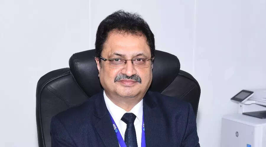 <p>SBI DMD, Amitava Chatterjee</p>