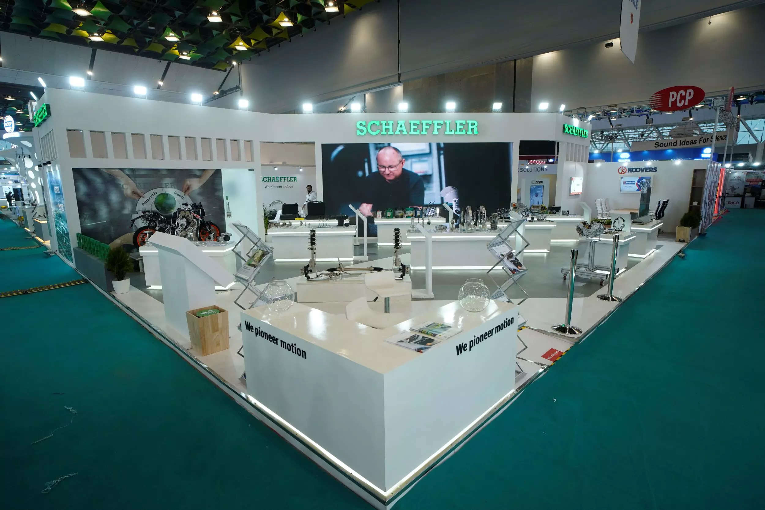 <p>Schaeffler Booth at Bharat Mobility Global Expo 2025</p>