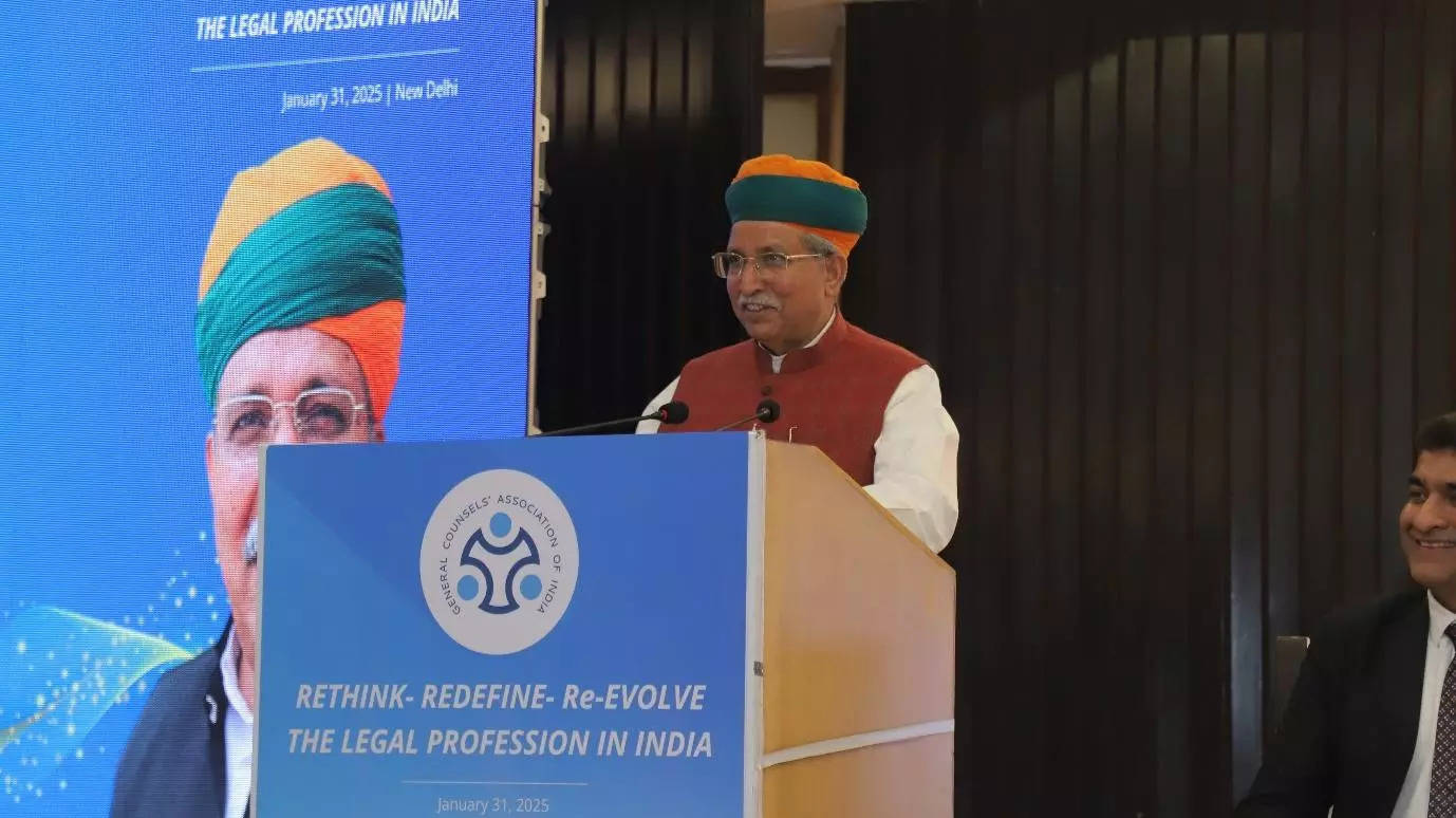 <p>Arjun Ram Meghwal, Union Minister of State for Law and Justice, announced that the Advocates Act, 1961, will soon be amended. He highlighted GCs' crucial role in the economy and their strengths, opportunities, and need for recognition.</p>