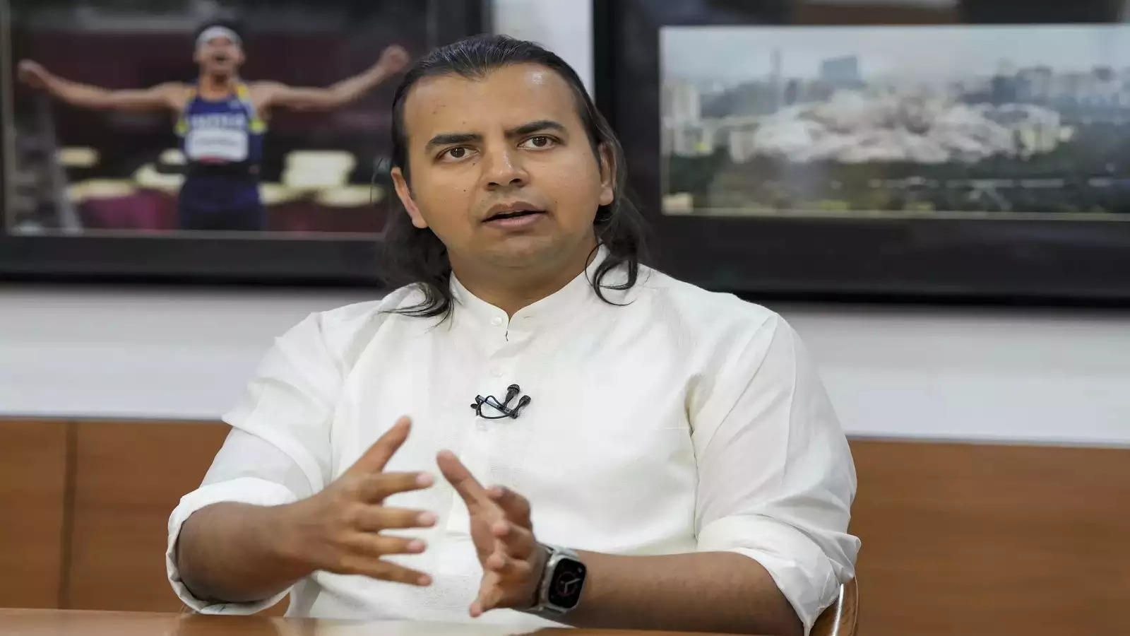 <p>Bhavish Aggarwal, Co-Founder & CEO, Ola</p>