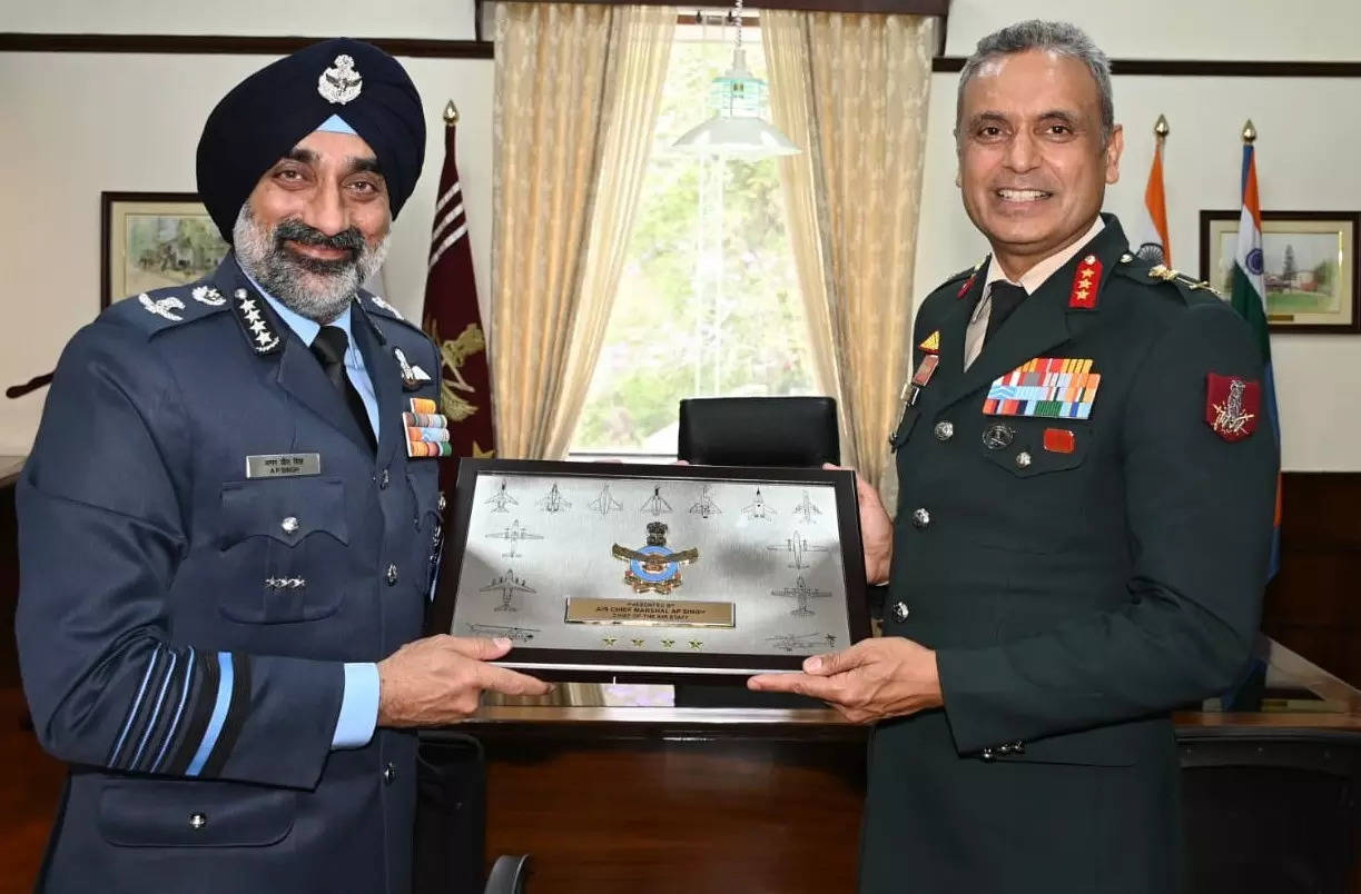 <p>Chief of the Air Staff (CAS) Air Chief Marshal AP Singh at the Defence Services Staff College (DSSC), Wellington, Tamil Nadu, on Wednesday.</p>