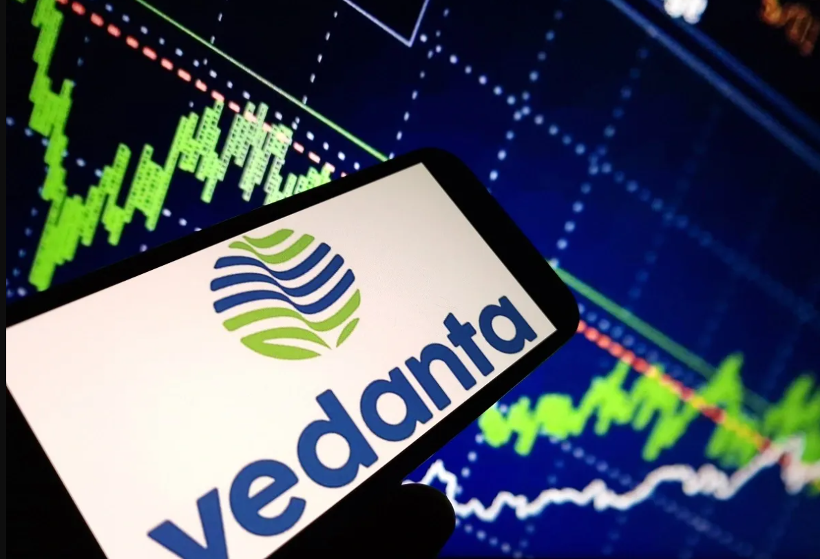 <p>Vedanta plans to split the mining conglomerate into different businesses with a view to simplify the group's structure and help manage its debt burden.</p>
