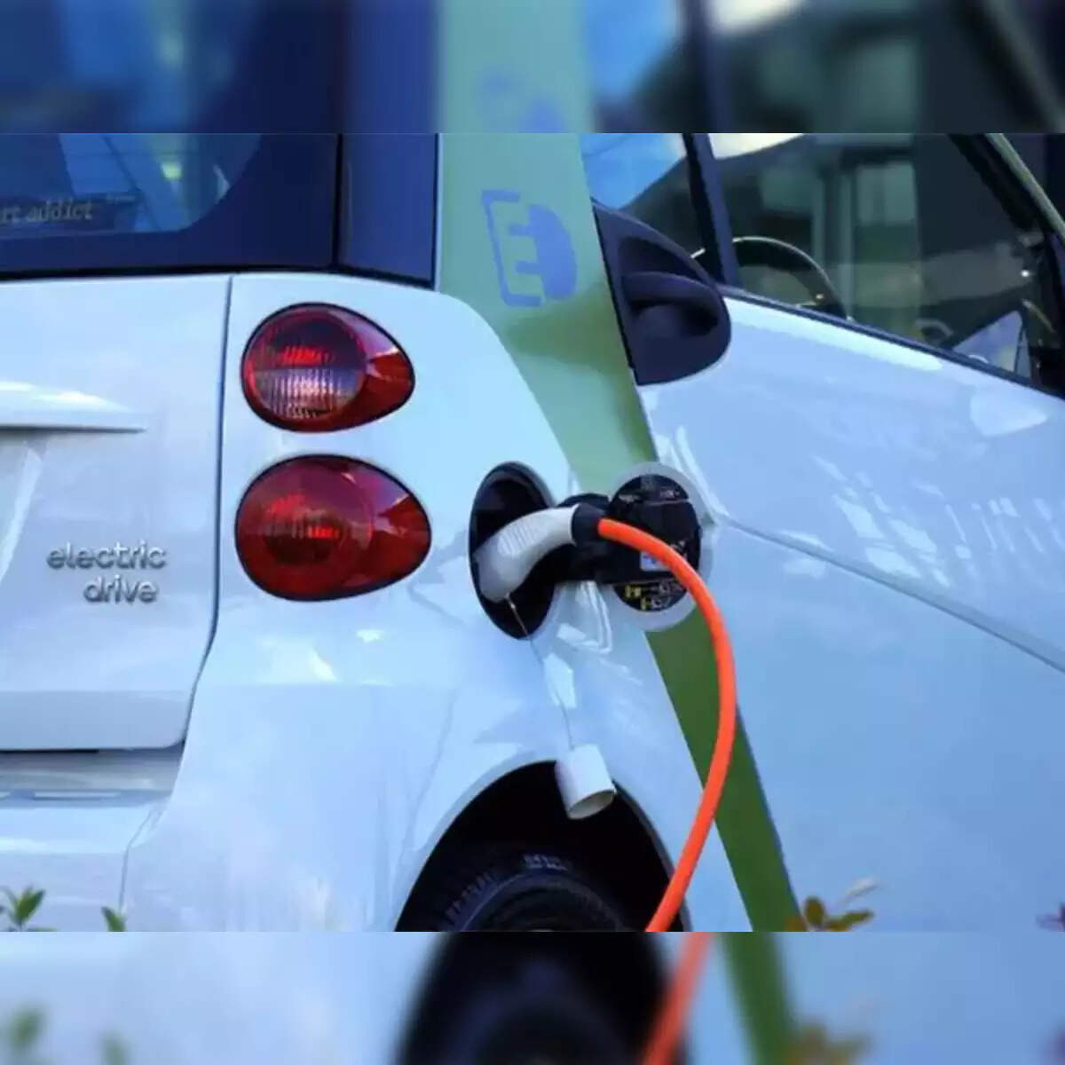 <p>The electric scooter in market dominates this segment, making up 98-99 per cent of insured two-wheelers.</p>